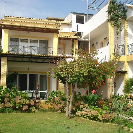 Iron House Apartman Ájosz Jeórjosz