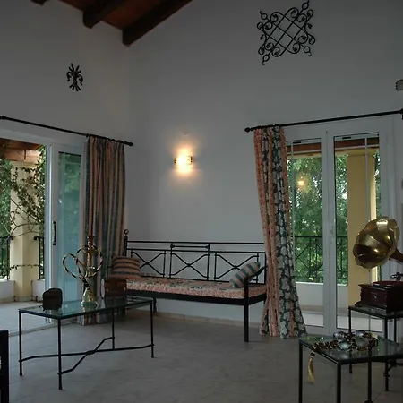 Lägenhet Iron House Agios Georgios (Corfu)