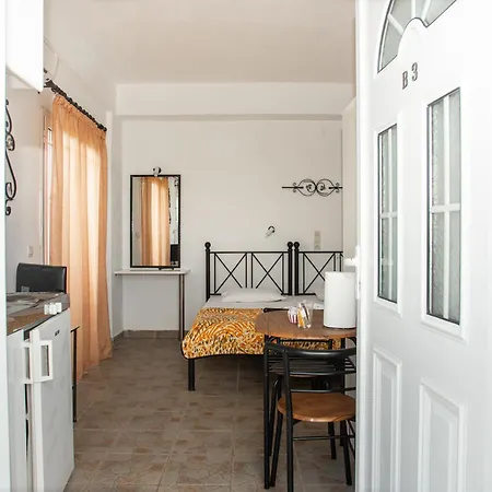 Lejlighed Iron House Agios Georgios (Corfu)