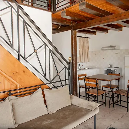 Lejlighed Iron House Agios Georgios (Corfu)