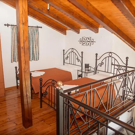 Iron House * Agios Georgios (Corfu)