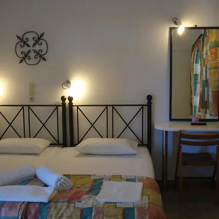 Apartament Iron House
