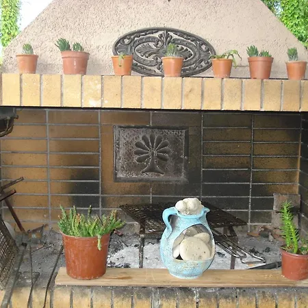 شقة Iron House آغيوس غيوريوس