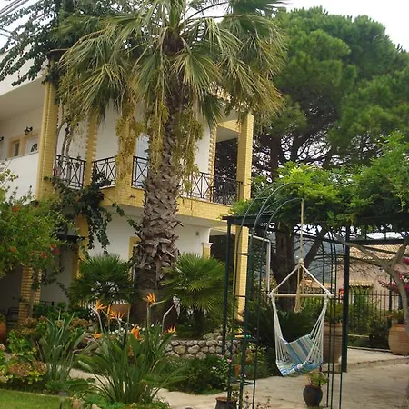 Iron House شقة آغيوس غيوريوس