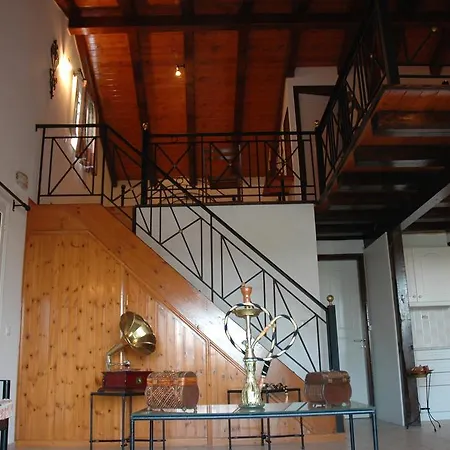 Iron House شقة آغيوس غيوريوس