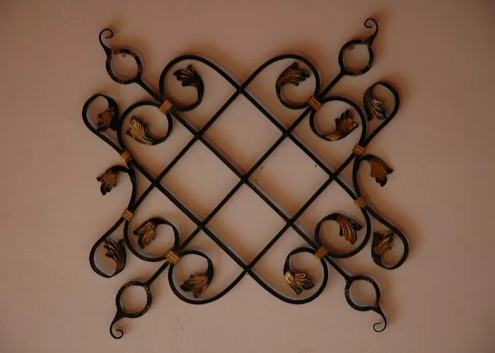 Iron House Agios Georgios (Corfu)