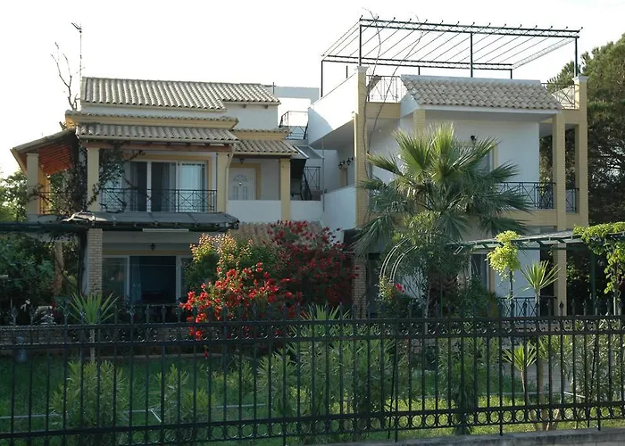 Iron House Apartament Agios Georgios (Corfu)